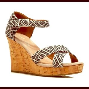 Toms black and white espadrilles